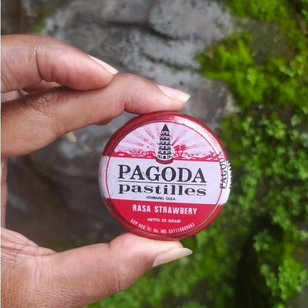 

[ TIDAK UNTUK DIKONSUMSI ] PAGODA PASTILES TAHUN 80AN KEMASAN JADUL HANYA UNTUK PAJANGAN SAJA