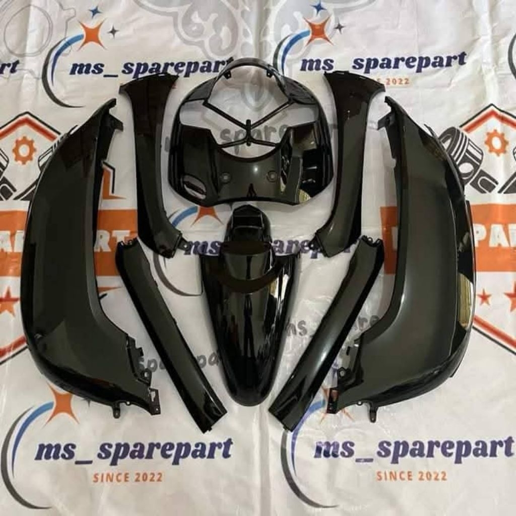 Cover Body Full Halus Motor Honda Scoopy Donat Tahun 2017-2019 Warna Hitam Glossy