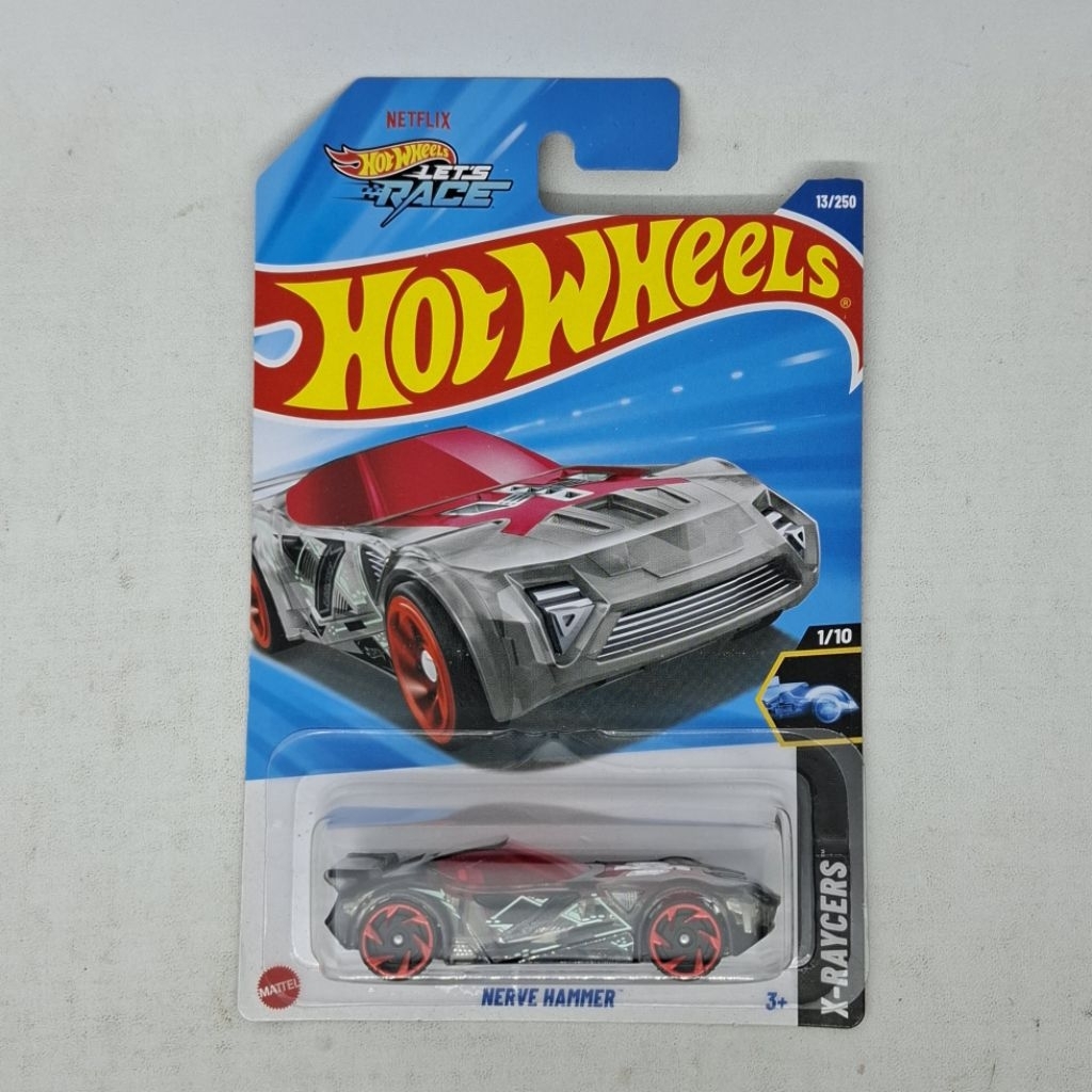 Set 2 Diecasts Nerve Hammer Alpha Hot Wheels