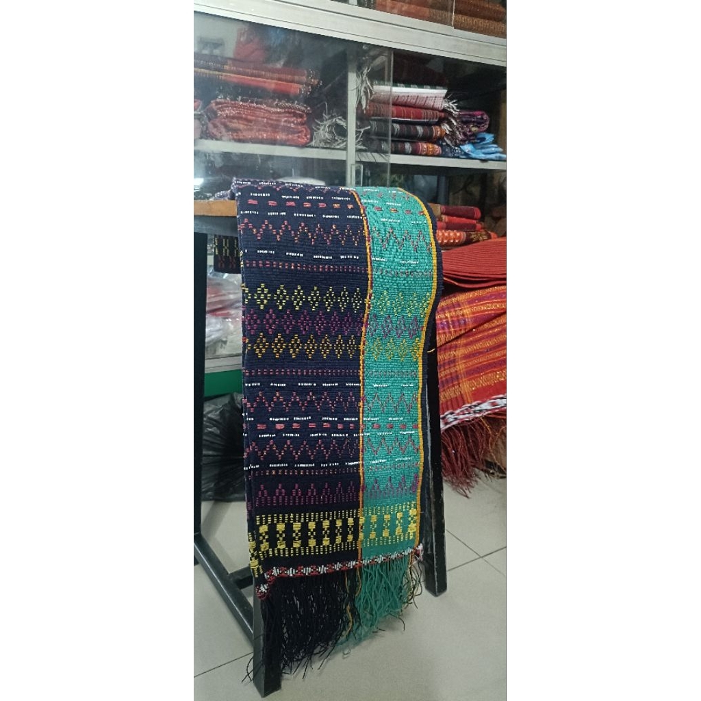 Ulos Sadum Hande-Hande