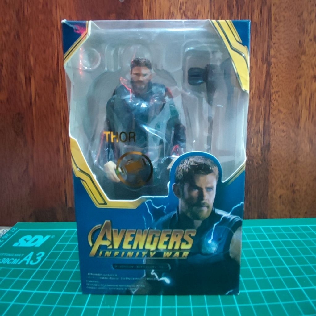 figure shf Thor bootleg