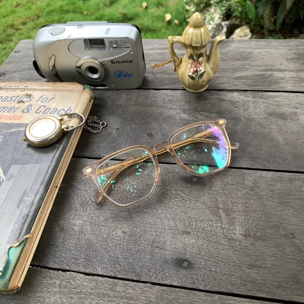 Kacamata illustro 2nd (lensa normal)