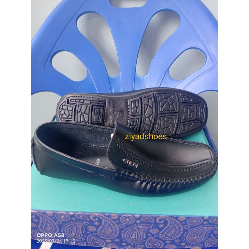 sepatu formal pansus pria slip on casual