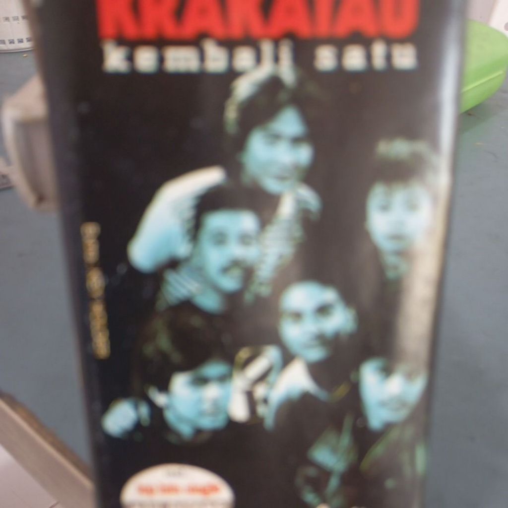kaset original krakatau kembali satu