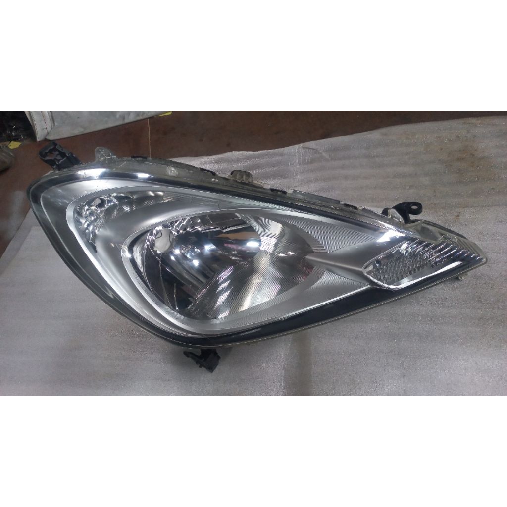 Headlamp honda jazz 2013 2014 kanan
