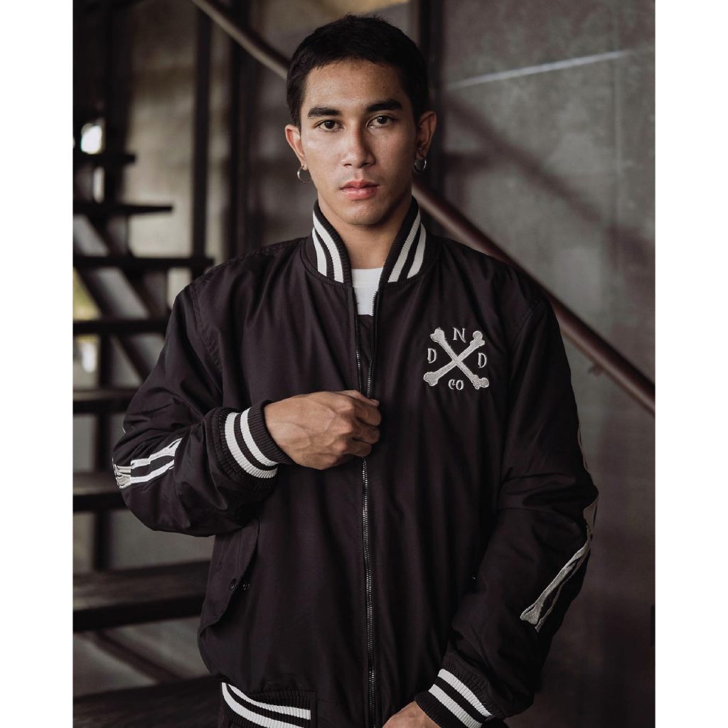 DND EXE Jaket Pria Ragbones Bomber Black