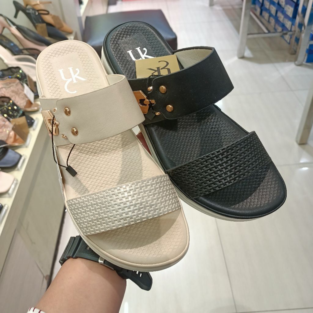 sandal wanita flat YONGKI KOMALADI original