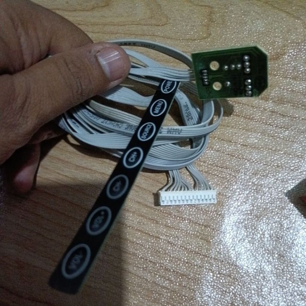 sensor tombol tv led akari tv Led AT-5543B at-5543b original