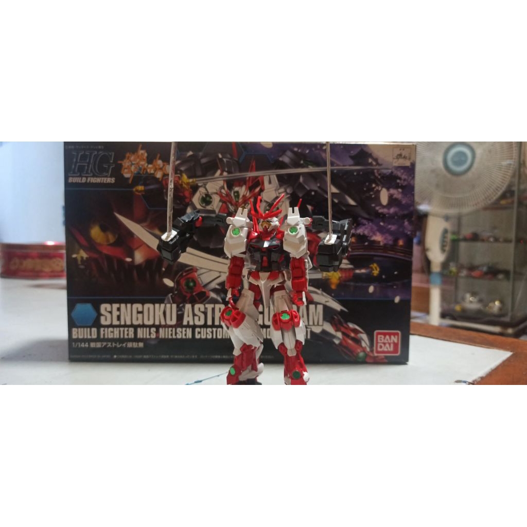 BANDAI HG GUNDAM SENGOKU ASTRAY