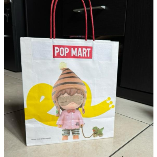 

Preloved Paper bag POP MART ORI ada sobek
