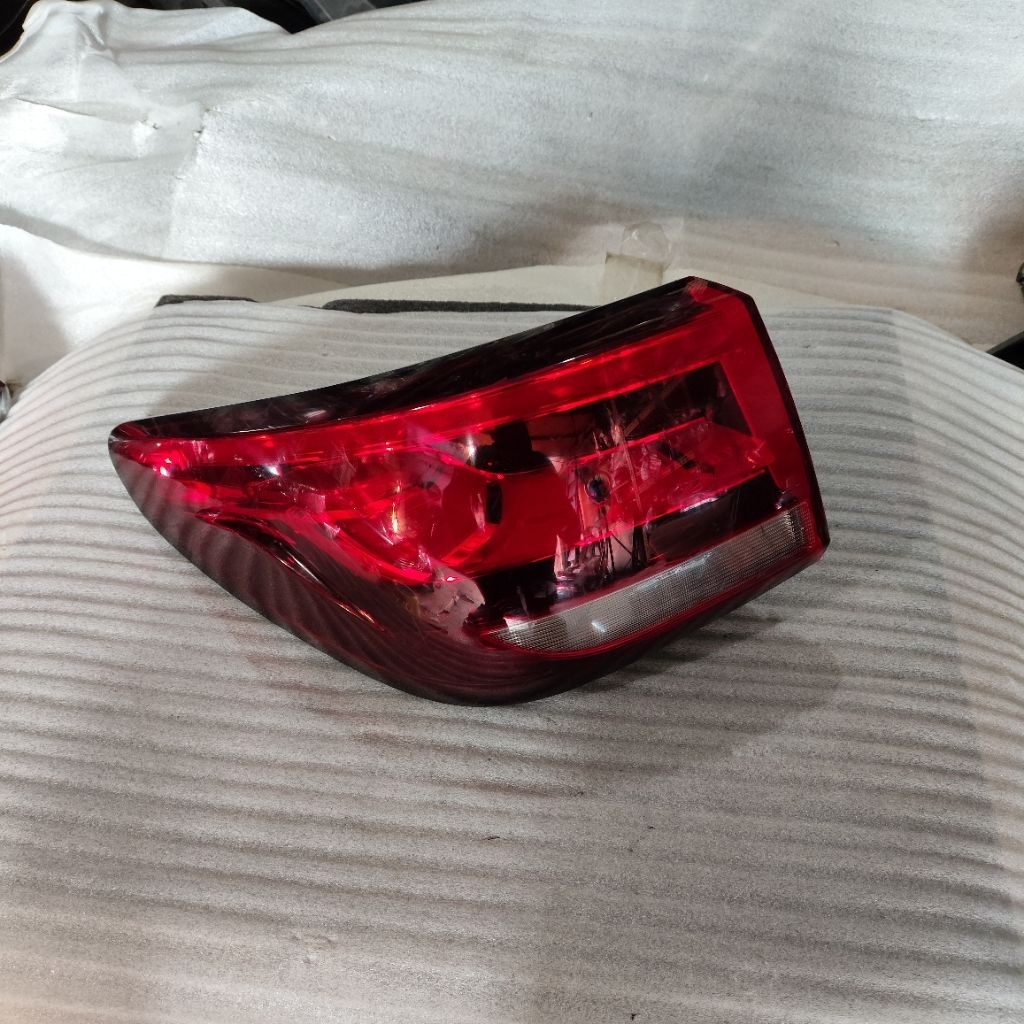 Stoplamp Lampu Belakang Mobil MG ZS (MG-ZS) 2020 2021 2022 2024 original