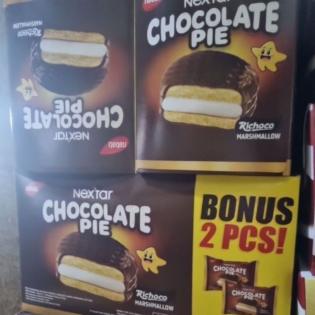 

Nextar Chocolate Pie 3 box 1 box isi 12 Pcs Berat per box 28 gr × 3 Box