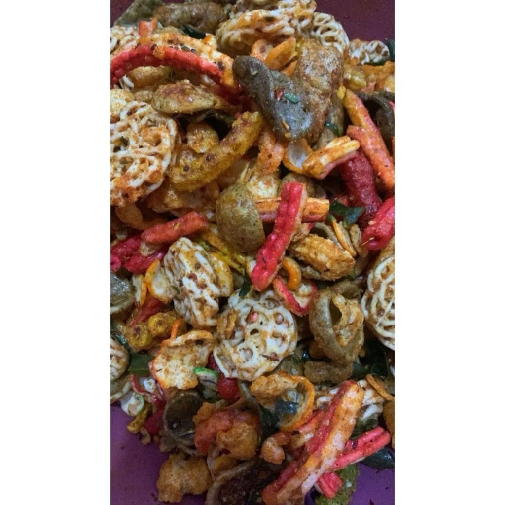 

keripik seblak pedas