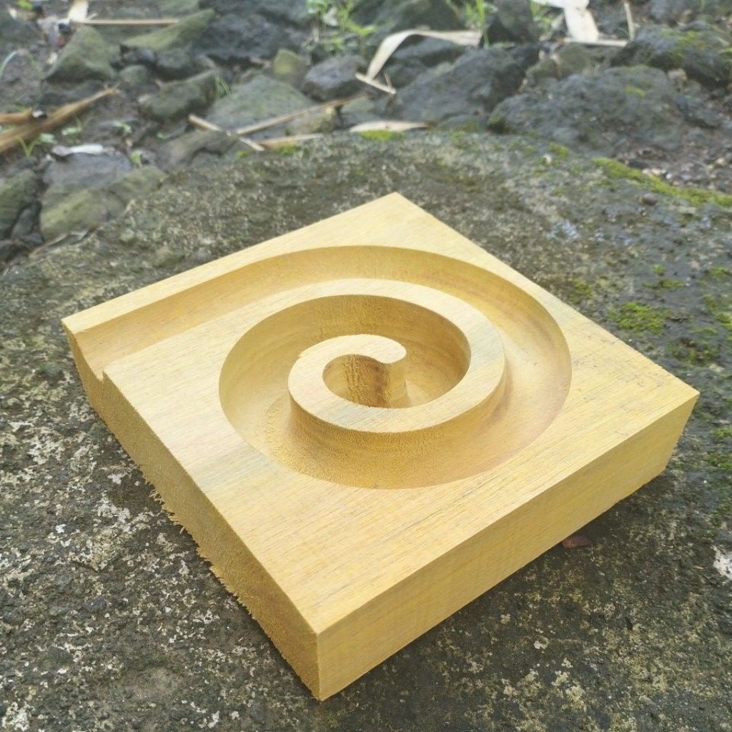 marble run jalur kelereng spiral