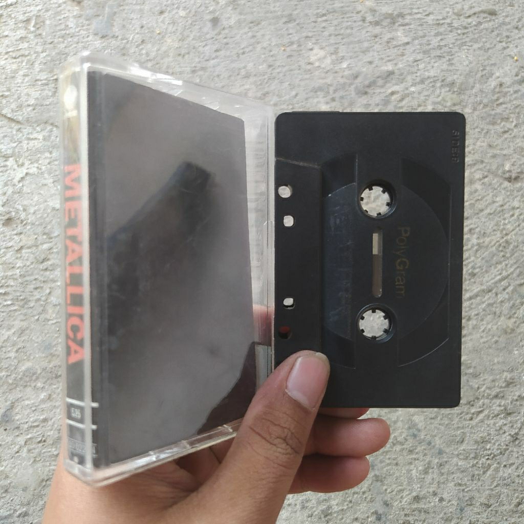 Kaset Pita Metallica - Black Album