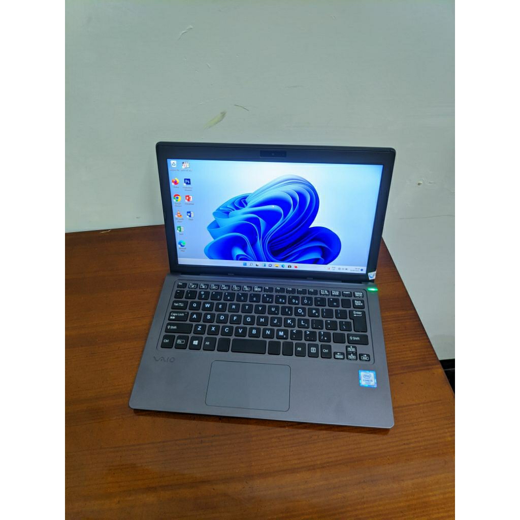 Laptop Second Like New SONY VAIO VJS core i5 gen 6 ram 8gb ssd 128gb