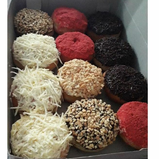 

DONAT MINI EMPUK PREMIUM