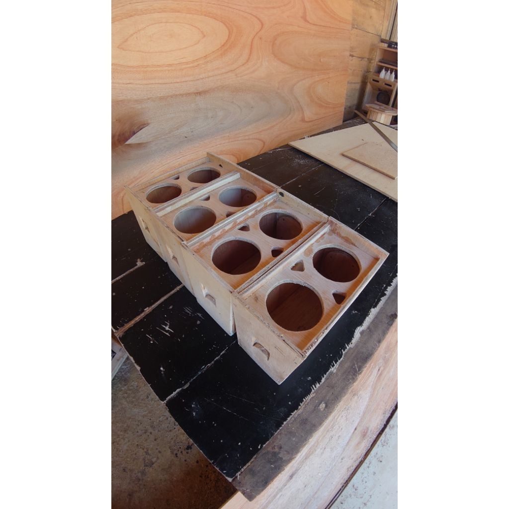 BOX SPEAKER ARRAY 3 INCH