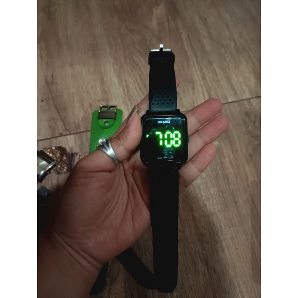 Jam Tangan Wanita Bekas, preloved