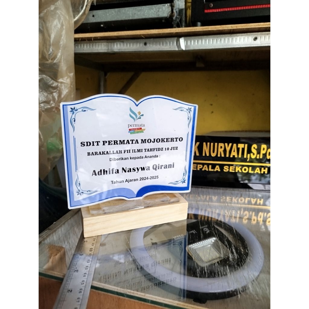 VANDEL WISUDA AKRILIK TERBARU