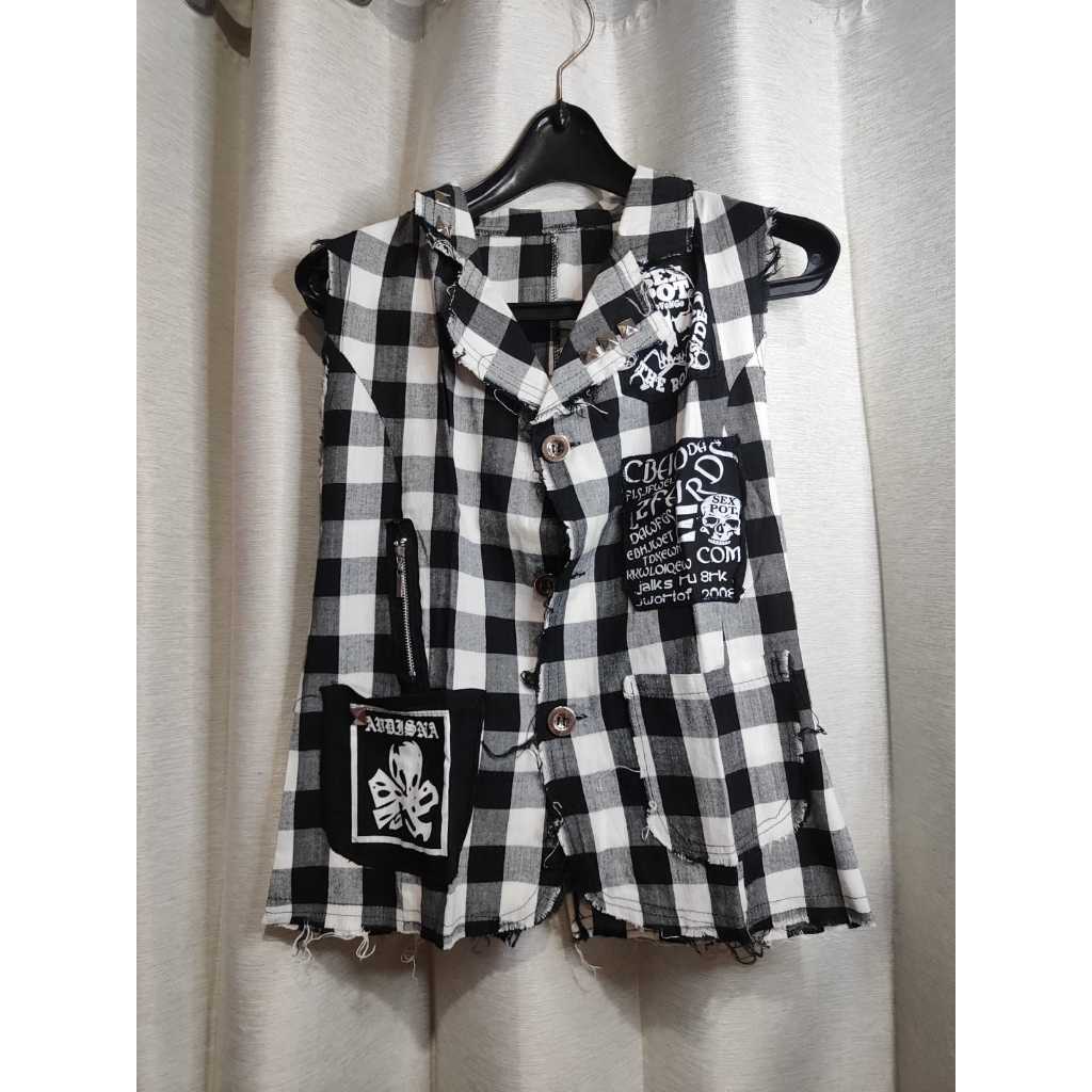 Baju/Rompi Vest Kotak-Kotak Punk Rock Hitam Putih Y2K Gothic Impor Malaysia