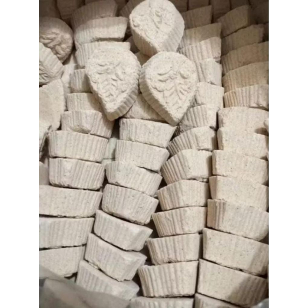 

KUE SATU DAUN KACANG HIJAU 500gr. DOMINATOR SHOP