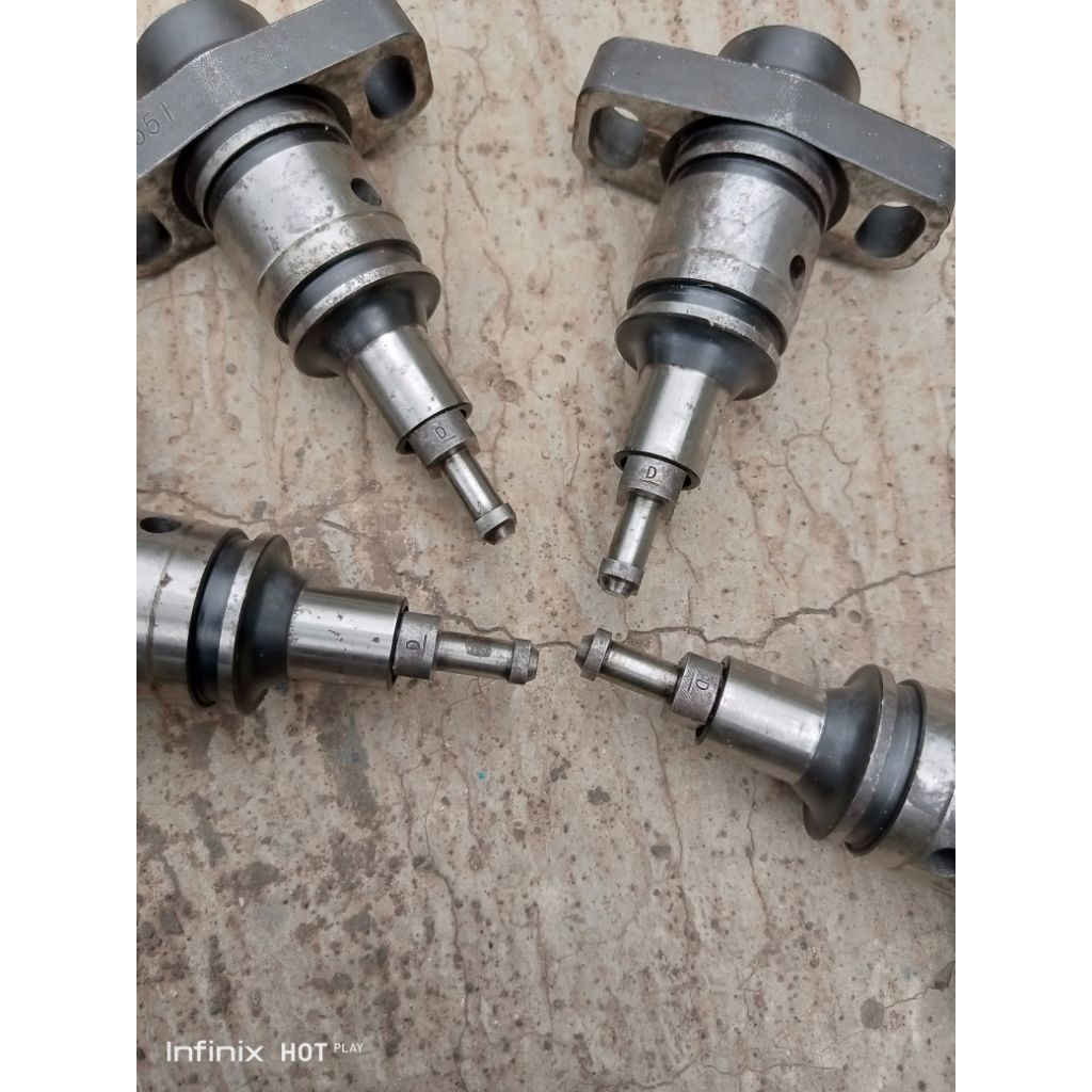 Di jual Noksel Nozzle injector untuk truck Canter Ps125 Hino Dutro,Ht 125 , Ht 130 Original Denso