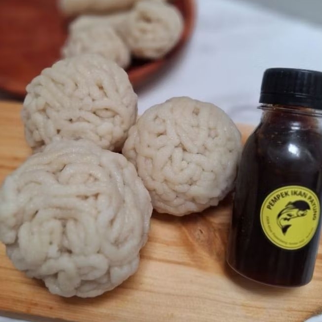 

PEMPEK KERITING JUMBO 1 PCS