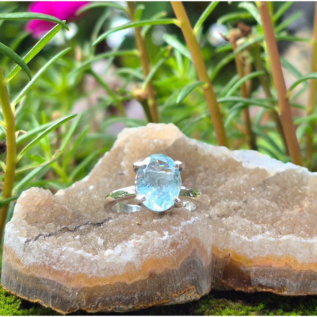 Natural Aquamarine Ring