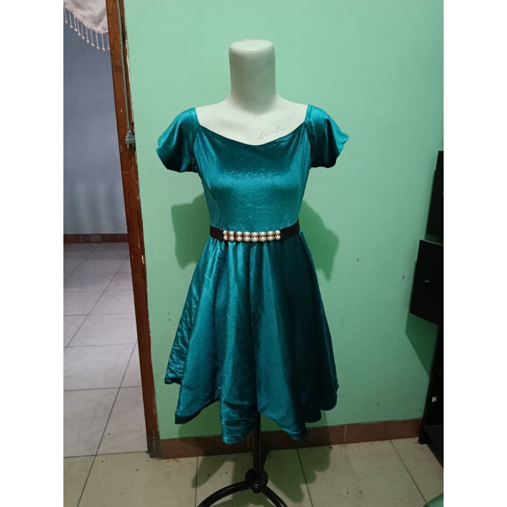 PRELOVED (PL) DRESS PENYANYI