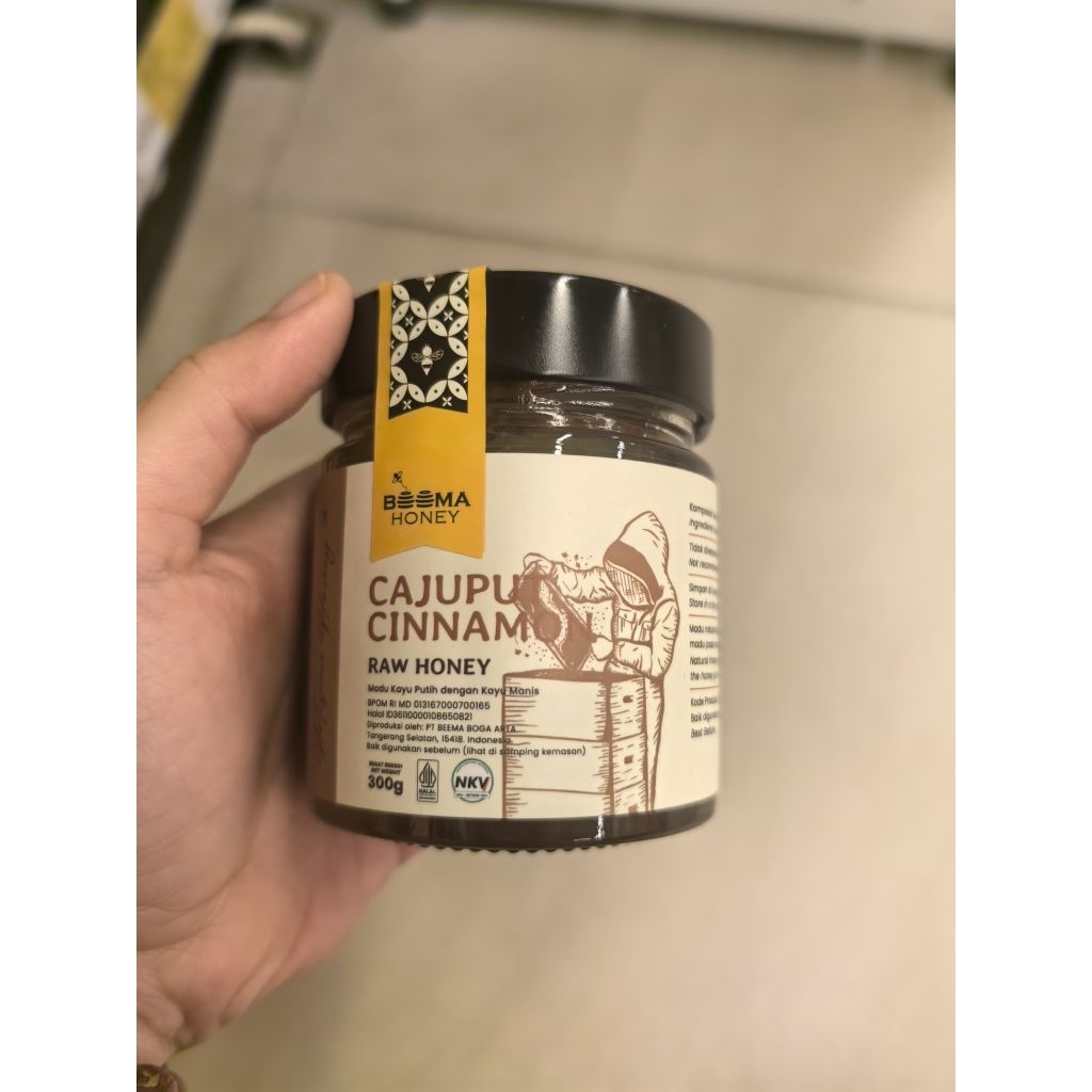 

BEEMA HONEY. BEEMA CAJUPUT CINNAMON. BEEMA CAJUPUT CINNAMON RAW HONEY. BEEMA CAJUPUT CINNAMON HONEY. MADU KAYU PUTIH KAYU MANIS. MADU ORGANIK