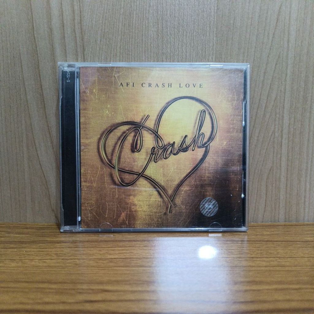 CD Afi, album Crash Love, original, lokal, mulus.