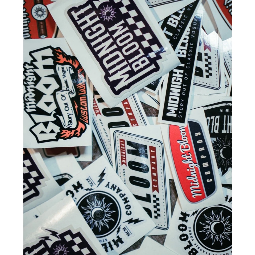 

Stiker Midnight Bloom