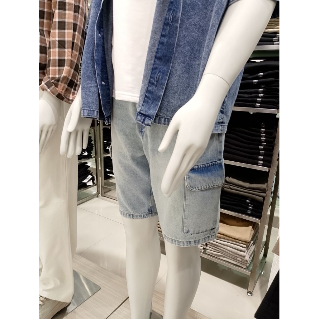 Zes Cargo Pocket Celana Pendek Denim Pria