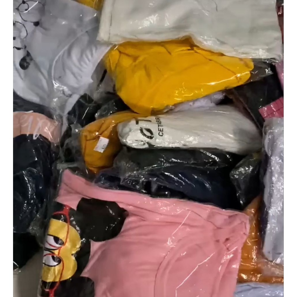 Baju Baru cuci gudang