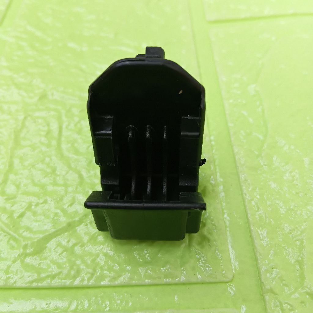 PLASTIK DUDUKAN LAMPU BESAR / HEAD LAMP KIJANG KAPSUL