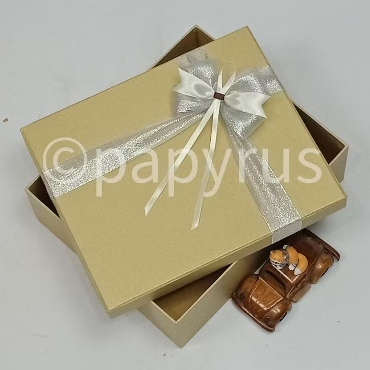 

PAPYRUS 25x30 tinggi 5cm Kotak Kado Gift Box Hardbox Hampers Hadiah V2
