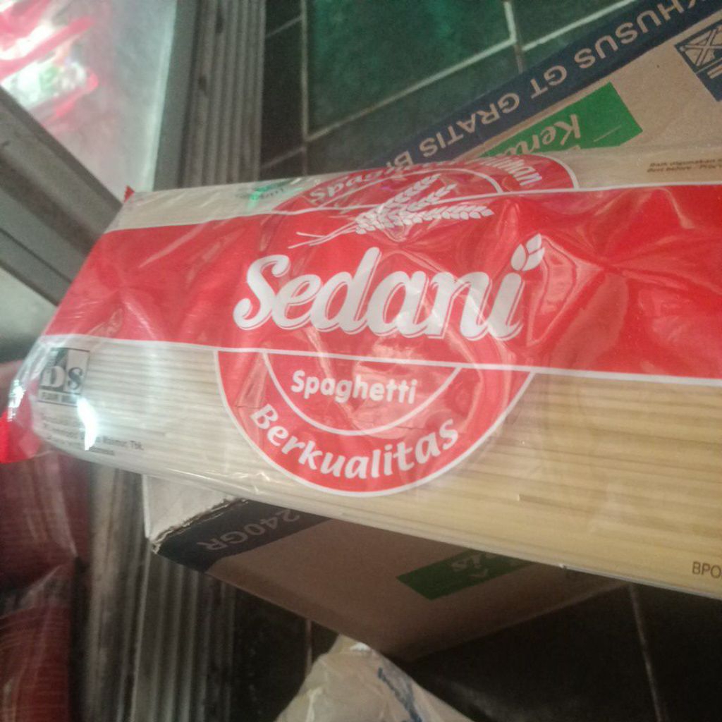 

SPAGHETI SEDANI BERAT BERSIH 1KG. HARGA SATUAN