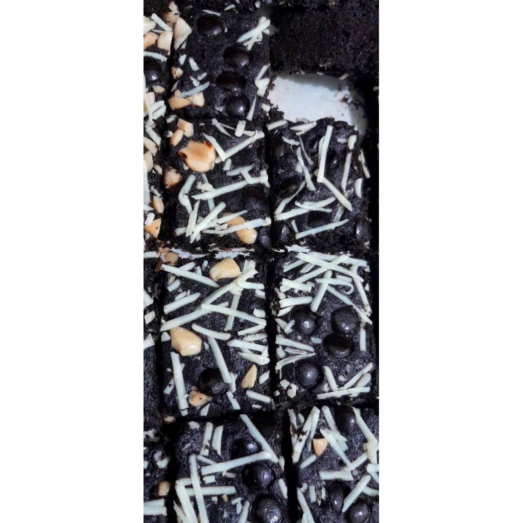 

Keripik Brownies orimix 80grm