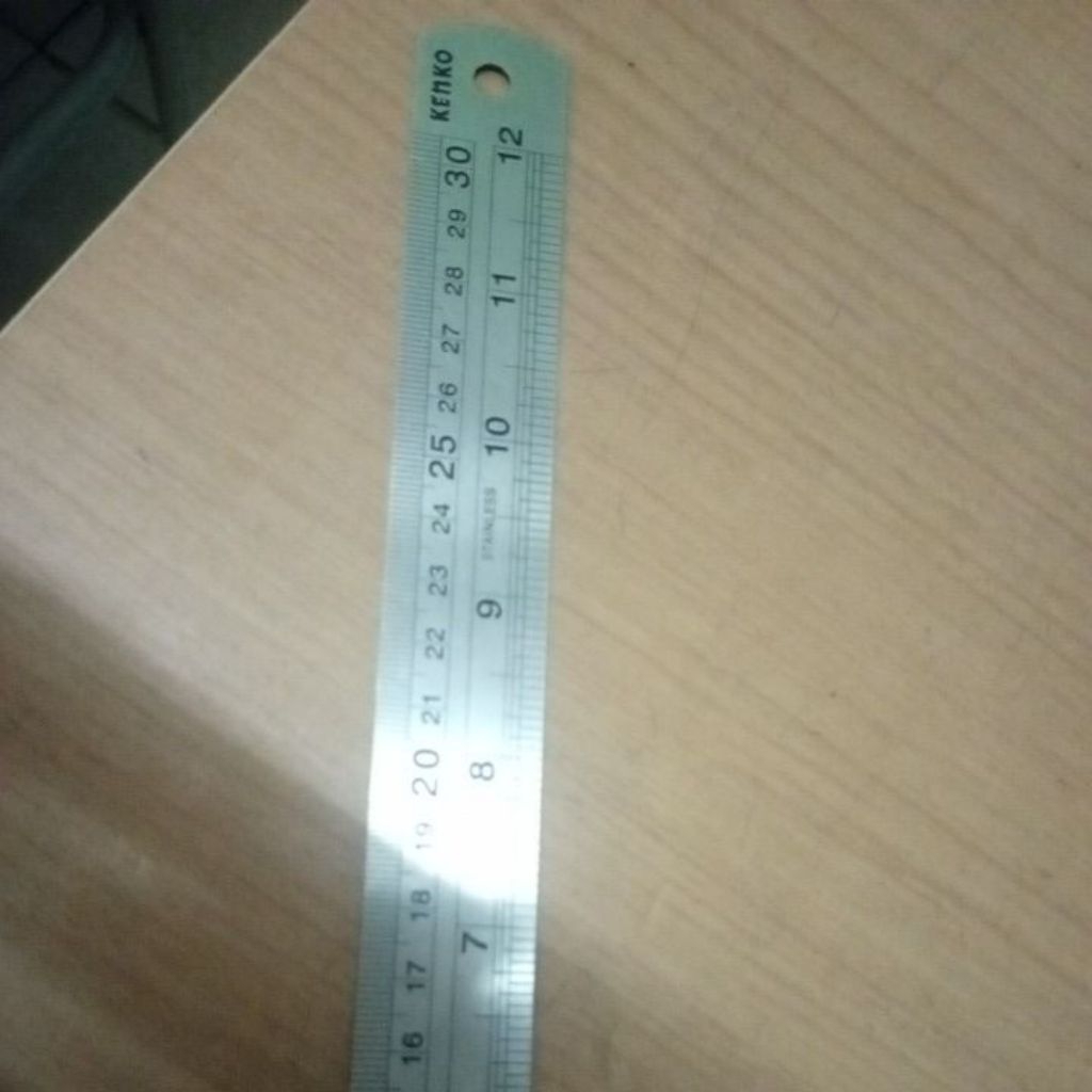 

Penggaris Kenko, 30 Cm