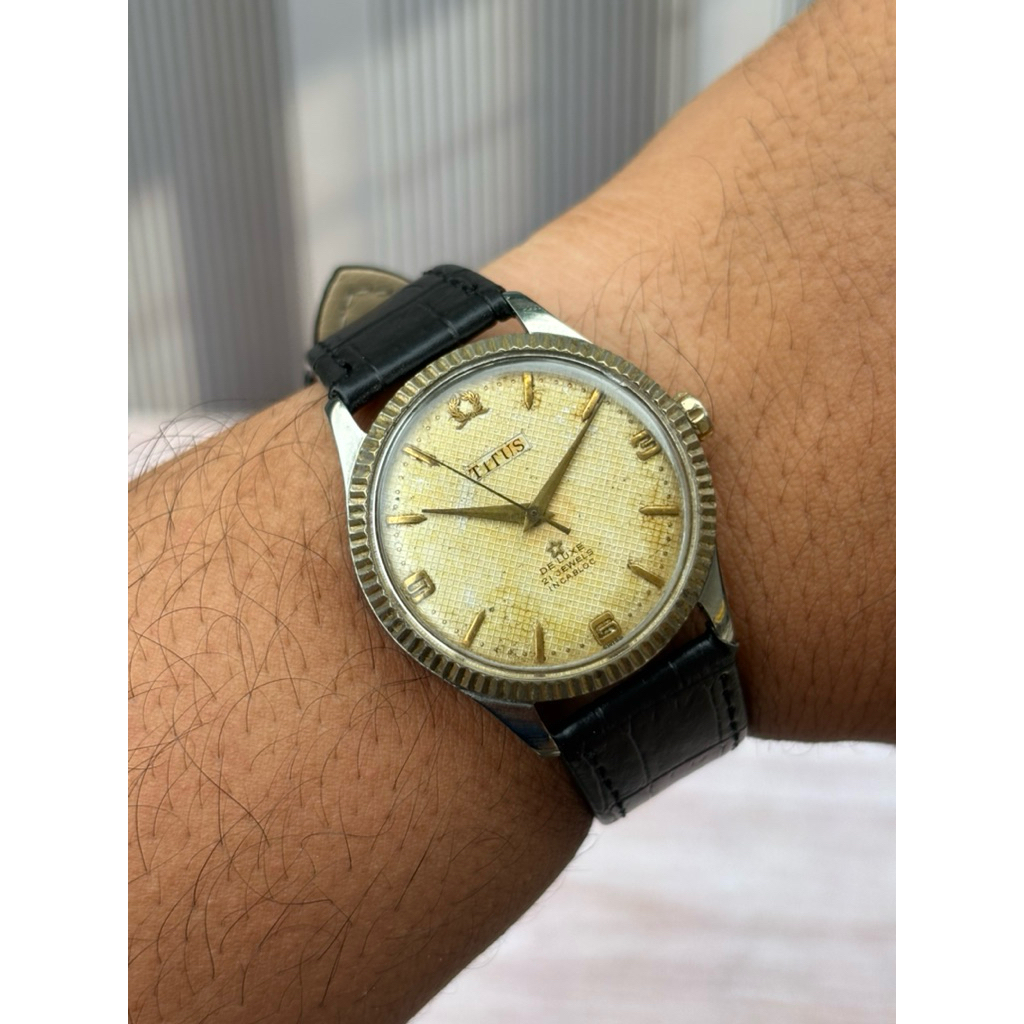 Titus Deluxe Manua Winding l