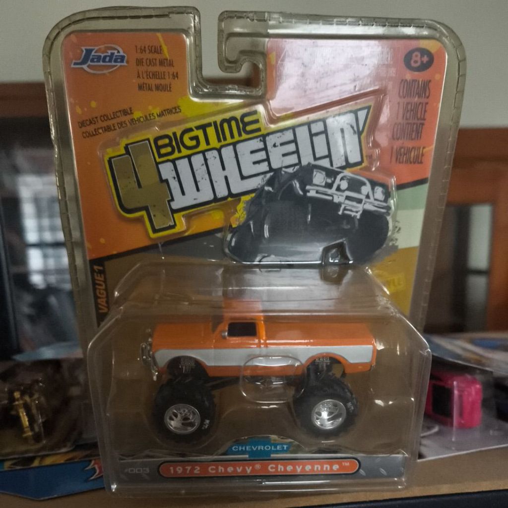 Jada Big Time 4 Wheelin 1/64 1972 Chevy Cheyenne Orange White