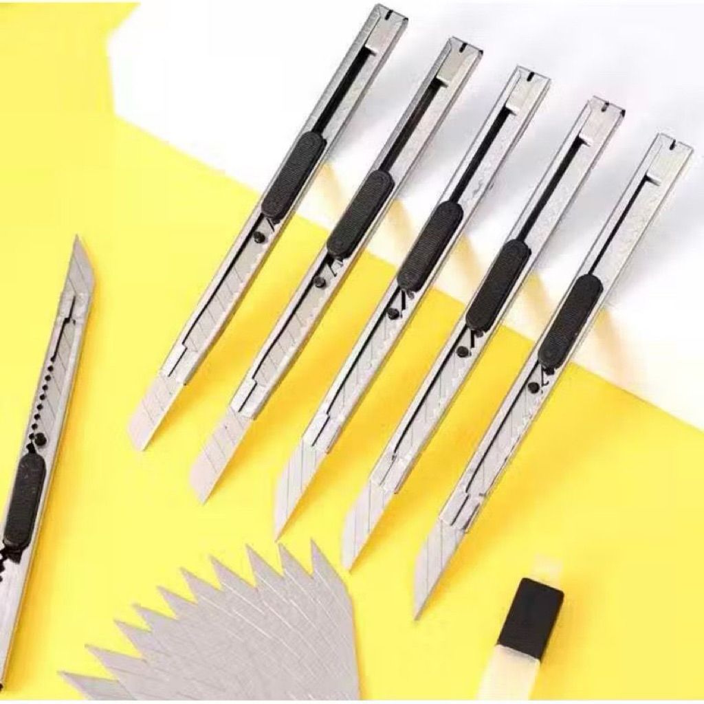 

CCM- Pisau Cutter Mini Stainless Cutter Mini besi