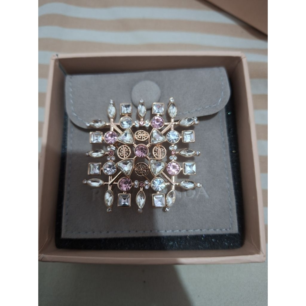 Preloved Brooch Ria Miranda -  Daryla Rose Gold