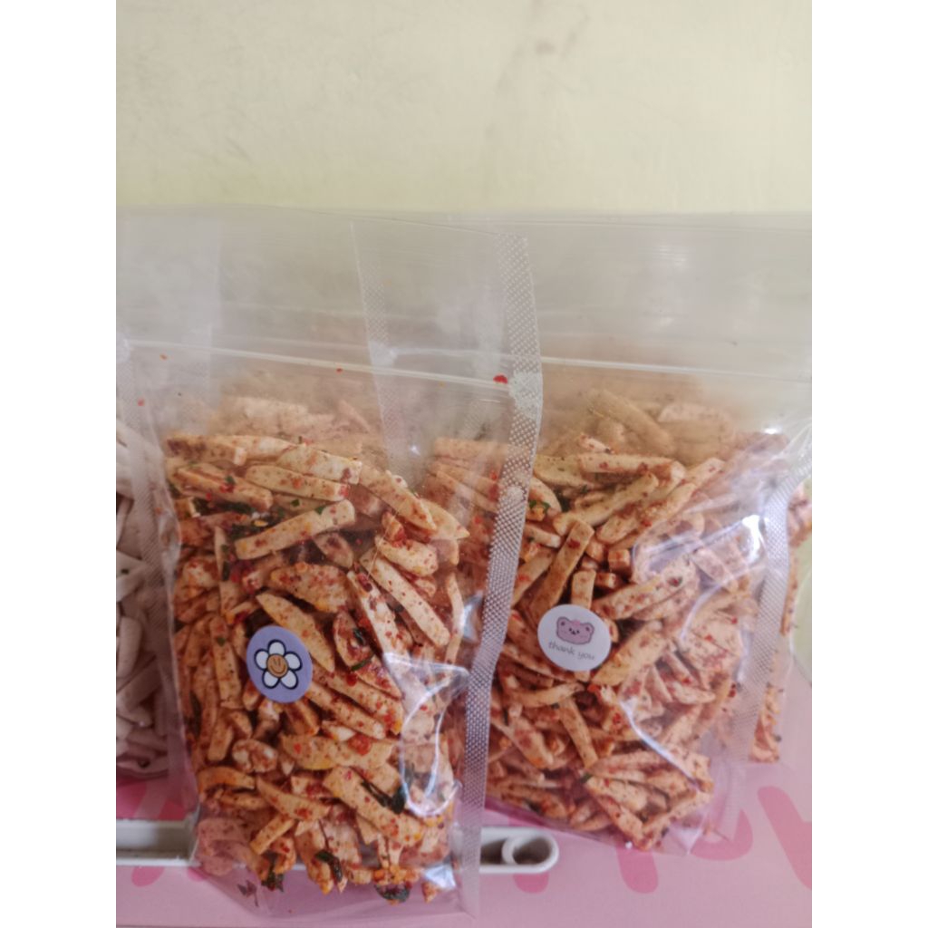 

Basreng pedas daun jeruk 500g