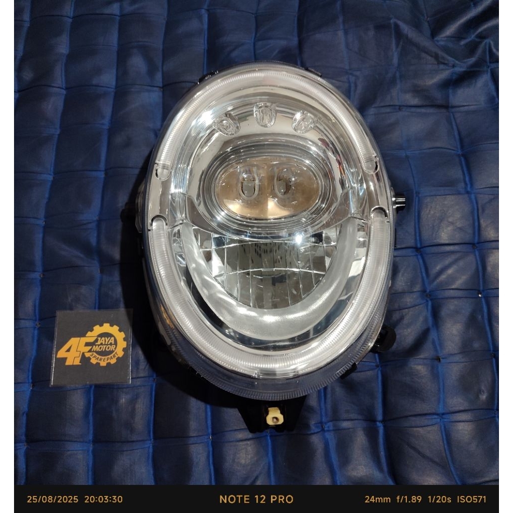 lampu depan honda Scoopy 2021-2020