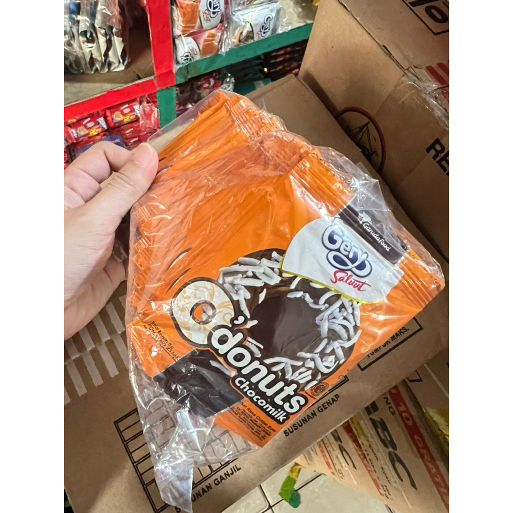 

Gery O’donut chocomilk 1 pack isi 24 bungkus