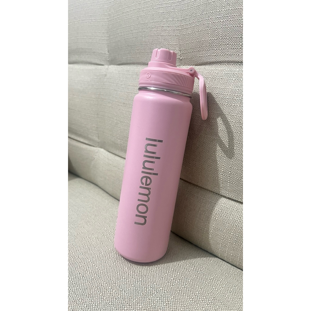 Lululemon tumbler pink color 24oz (710ml)