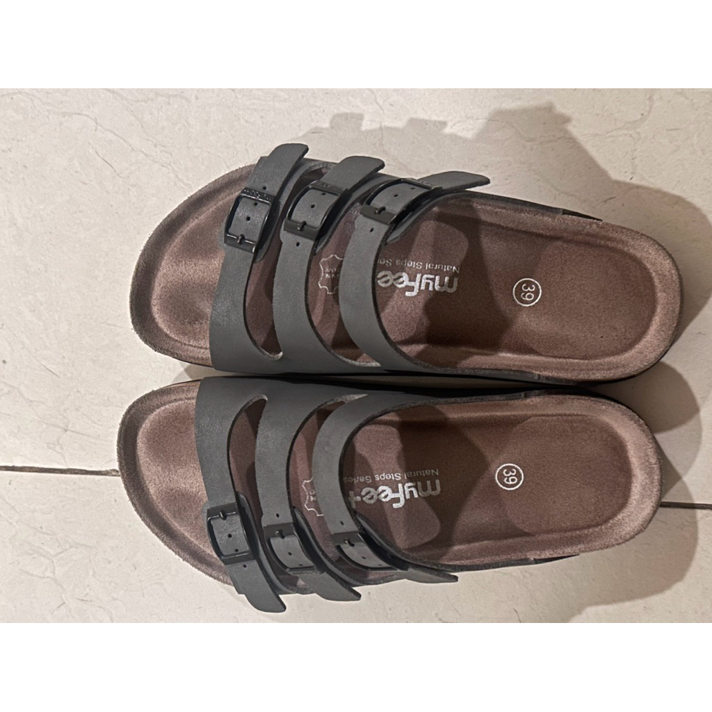 Sandal myfeet size 39 warna abu hijau santai second bekas murah