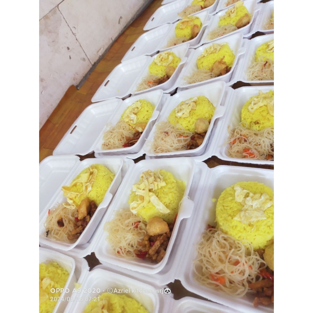 

Paket 10pack nasi kuning
